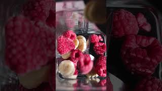 Vegan frambozen ijs  Beekers Berries Recept [upl. by Hadihahs25]