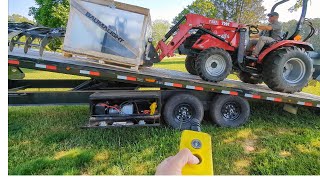 Tilt Gooseneck Trailer  Deck Over  Buy the Right trailer [upl. by Madda]