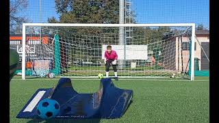 Leonardo VS Deviatore reattività riflessi reazione e tanto divertimento training for goalkeepers [upl. by Ennej]