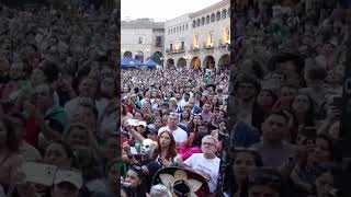 Entonando el Himno en el grito de Independencia México 2024  reaccionamexico [upl. by Ehcadroj]