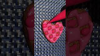 heart cookie icingcookie diycookies shorts royalicing valentinesday pink bakingideas [upl. by Sucitivel]