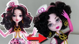 MONSTER HIGH DOLL REROOT UNREBOOTED SHRIEK WRECKED DRACULAURA Curly hair [upl. by Gnuy]