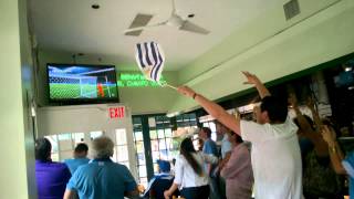 uruguayos en el chivito de oro en nueva york [upl. by Esteban]