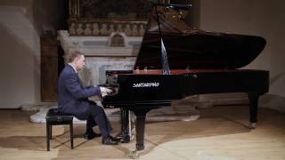 LUCA MENNELLA plays J Brahms 2 Rhapsodien op79 [upl. by Maurili71]