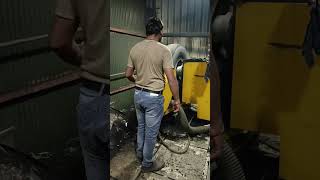 Tyres remolding tyre Refreadign process Tyre Remolbing tyreretreading trending tyre short video 👍 [upl. by Harriett]