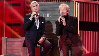 Claudio Baglioni ft Fabio Concato  Fiore di Maggio  Live a Uà  Uomo di varie età [upl. by Nishi640]