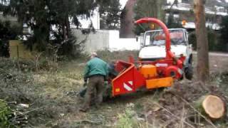 Unimog U1000 mit Häcksler HF 760 von Dücker [upl. by Rajiv]