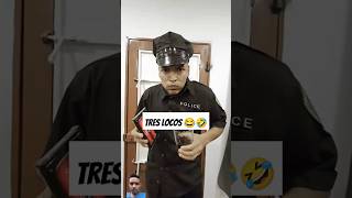 Tres locos y un policía 🤣😂humor parati comedy comedia [upl. by Rouvin125]