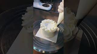 How to made beautiful cake for Happy Birthday Patty Weeding [upl. by Htrowslle535]