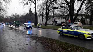 Kolonne mit Polizei und Feldjäger in HamburgAlsterdorf am 12022020 [upl. by Enyr368]