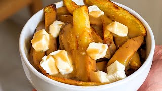 Recette de la poutine maison simple et rapide 🍟  HOW TO MAKE CANADIAN POUTINE  وصفة بوتين [upl. by Tilney]