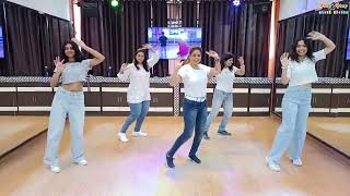 Badri Ki Dulhania  Easy Dance Steps  Step2Step Dance Studio  Dance Video 2023 [upl. by Reube]