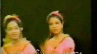 Khmer Krom Dance 2 [upl. by Anilram45]