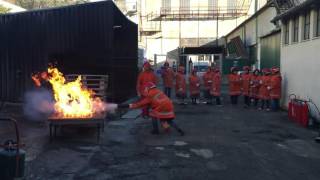 Prova pratica corso antincendio 11022016 [upl. by Dora]