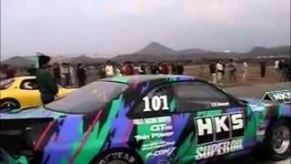 1300hp HKS R33 Skyline Drag [upl. by Anikat668]