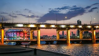 4K Beautiful Night View Seoul Banpo Hangang Park South Korea 서울 반포대교와 잠수교 그리고 한강공원의 아름다운 밤과 야경 [upl. by Arihaz]