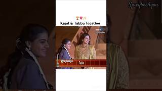 Kajol giving award to Tabbu❣️✨️ shorts ytshorts youtubeshorts kajol tabbu bollywood [upl. by Ettelrahc]