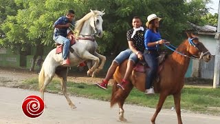 GRAN CABALGATA en Villa Rosa 2016 🐎🐴 [upl. by Criswell378]