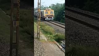 BONGAON TO SEALDAH ICF LOCAL TRAIN CROSSING 😱shorts trending viralvideo ytshorts [upl. by Argus36]