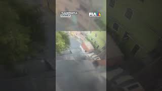 🚗💥 IMPRESIONANTE CHOQUE  Dos vehículos chocan en Tlalnepantla de Baz Edomex [upl. by Ynohtnaed]