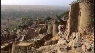 Les villages Dogons de la falaise de Bandiagara Mali [upl. by Cavill]