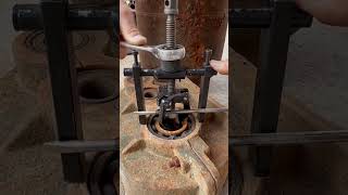 Good Tool Recommendation Three claw puller with inner bearing [upl. by Tedd]