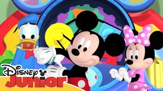 Disney Junior Garden Party  Mickey Mouse Clubhouse Hot Dog Dance [upl. by Divan]