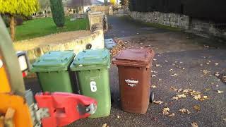 BINMEN AT WORK  GARDEN WASTE COLLECTION IN WAKEFIELD [upl. by Cogan]