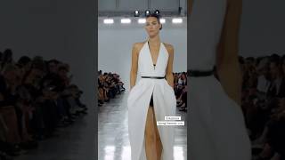 Max Mara Spring Summer 2025 Runway Show en Milan Fashion Week fashionevent [upl. by Kato]