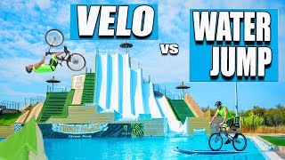 VÉLO DANS UN PARC AQUATIQUE [upl. by Jariv]