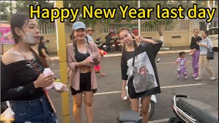 The last day of Cambodian New Year holidaytravelwithchris [upl. by Prudy]