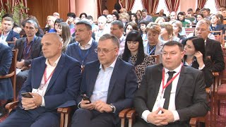 В Анапе проходит трехдневная конференция «Развиваем закупки вместе» [upl. by Adihsaar191]