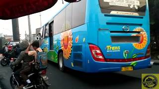 Nyobain Bus Trans Metro Bandung [upl. by Adnarem864]