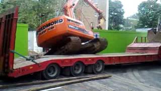 Loading A 360 Excavator DaewooSolar 14Tons on Low Loader [upl. by Saref]