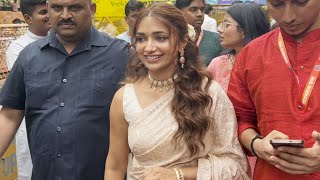 Jiya Shankar looks beautiful Spotted At Lalbhagcha Raja For Darshan [upl. by Htabmas]