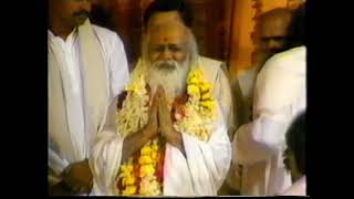 A Very Special Video of Maharishi Mahesh Yogi with Maharishi Vedic Pandits January 12th 1990 [upl. by Arima]