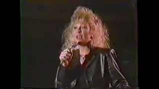 Strong Enough To Bend  Tanya Tucker LIVE 1988 [upl. by Lissie]