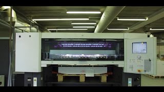 AMS LED UV Running on Heidelberg CX 102 at Deltabach [upl. by Eimmit]