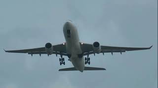 Despegues desde el aeropuerto de santo domingoTakeoffs from Santo Domingo airportplanespotting [upl. by Eelaras557]