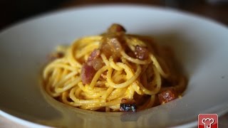 Primi Piatti  Pasta alla carbonara [upl. by Hcib669]