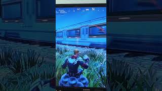 Jattends le train TER fortnite [upl. by Yllen]