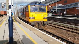 GBRf 92032 quotIMechE Railway Divisionquot pulling into Doncaster Station 04022022 [upl. by Hellene]