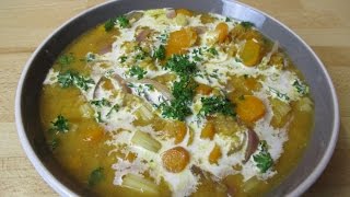 Recette du MINESTRONE ITALIEN  Minestrone végétarien [upl. by Atnuahc]