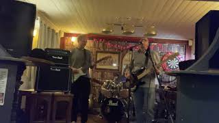 Dels Crowded House live at the Nags Head [upl. by Alo396]