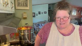 Homemade Apple Juice Using a Steam Juicer Delish [upl. by Pudendas]