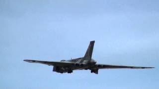 Avro Vulcan XH558 Cosford 2014 [upl. by Fruma788]