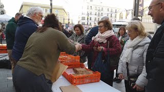 Dijous Gras sinònim de coca de llardons i botifarra dou [upl. by Shippee]