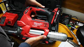 Unpacking  unboxing grease gun Milwaukee M18 GG201CC [upl. by Cleodal]