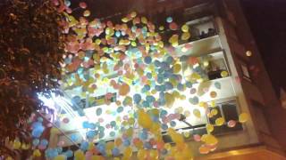 Lluvia de Globos en la Cabalgata de Reyes Villena 2017 [upl. by Akilat]