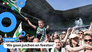 Spelers van FC Groningen worden gehuldigd [upl. by Sulamith]